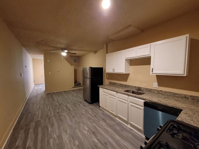 Photo - 1222 Washington Blvd
