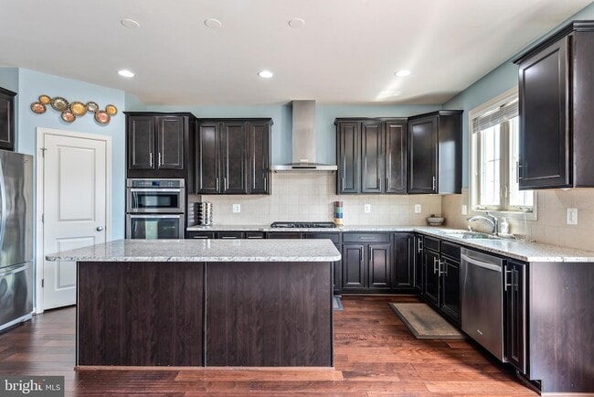 Photo - 23638 Sailfish Square
