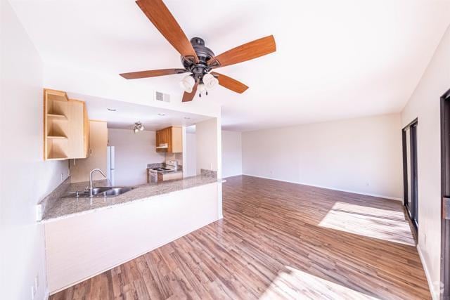 Building Photo - 2374 Caringa Way Rental