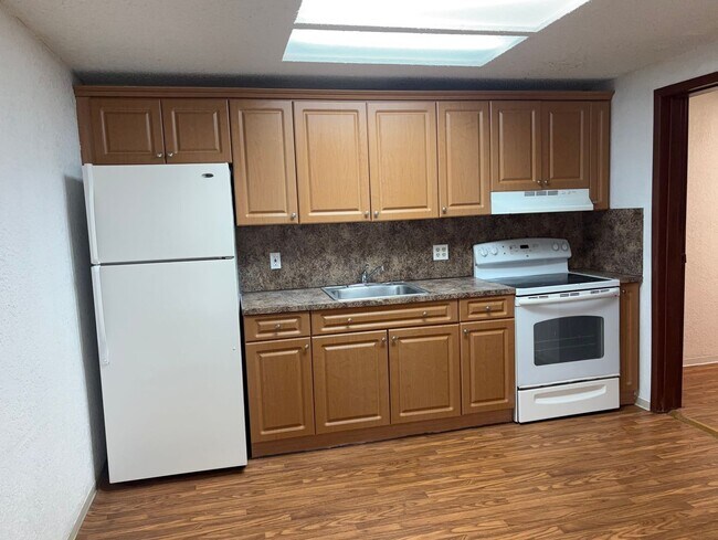 Photo - Up to 3 Months Free! Apply the Same Day, Get an Additional 1/2 Month Unidad 03-10027 - Veneto