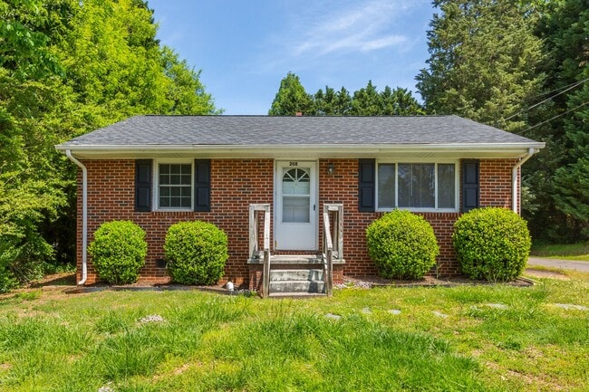 Adorable home in Kernersville! - Adorable home in Kernersville!