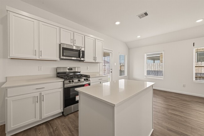 Photo - 7910 Eagle Crk Ln