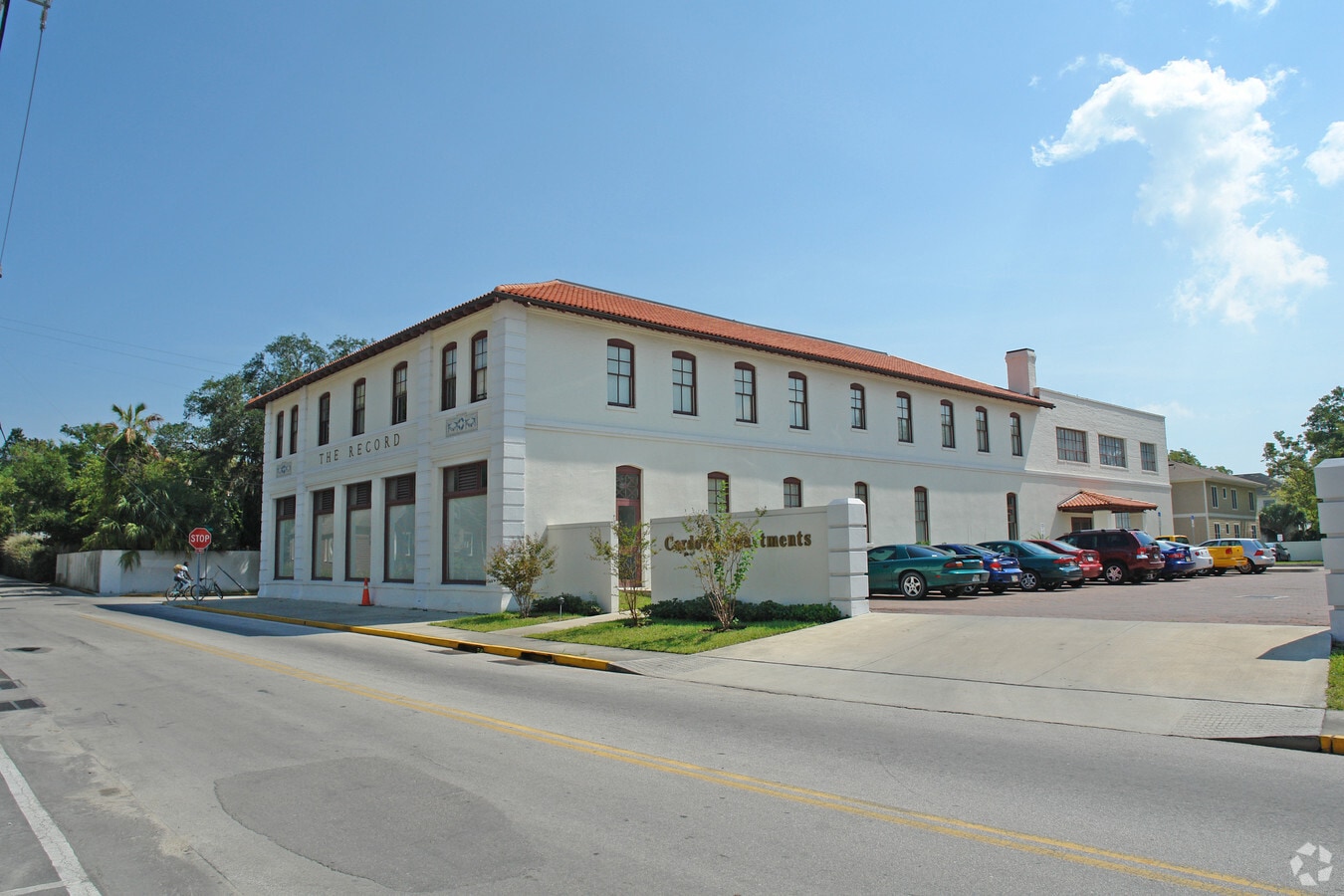 Cordova Apartments - Cordova Apartments
