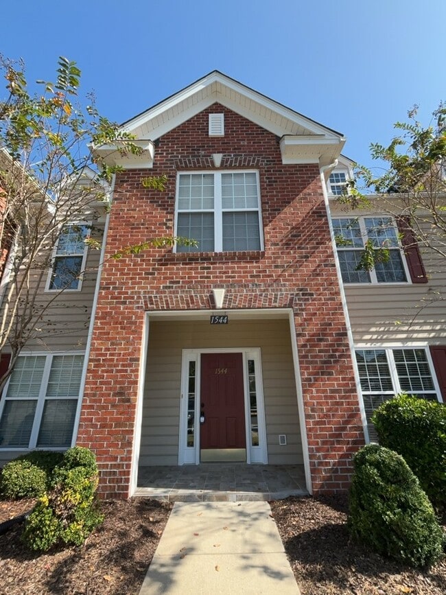 Photo - 1544 Oxborough Cir