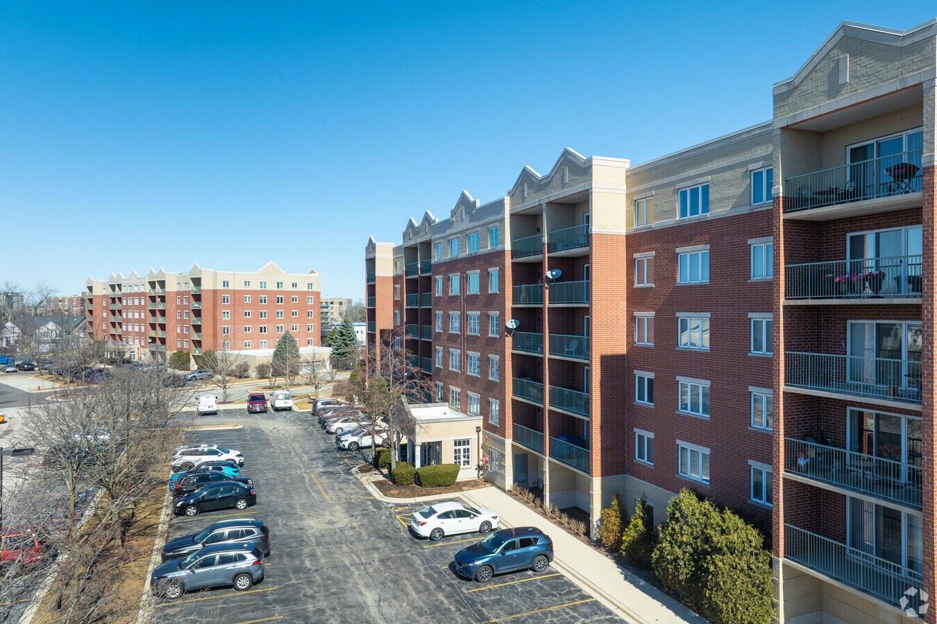 Photo - Lincoln Ridge Condominiums