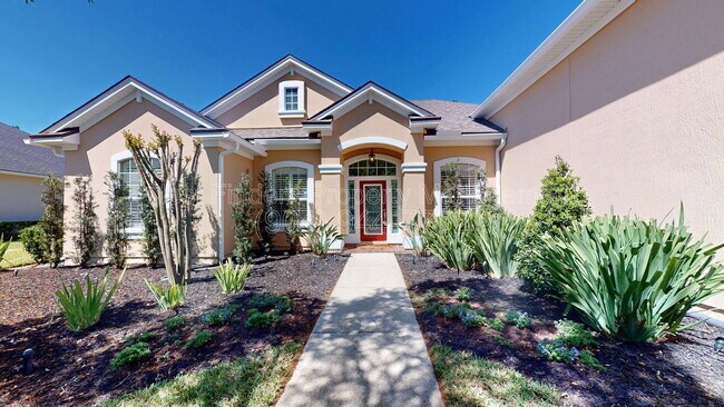 Photo - 283 Holland Dr