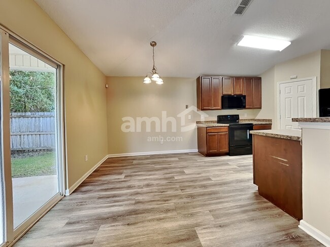 Photo - 1861 McGirts Point Blvd