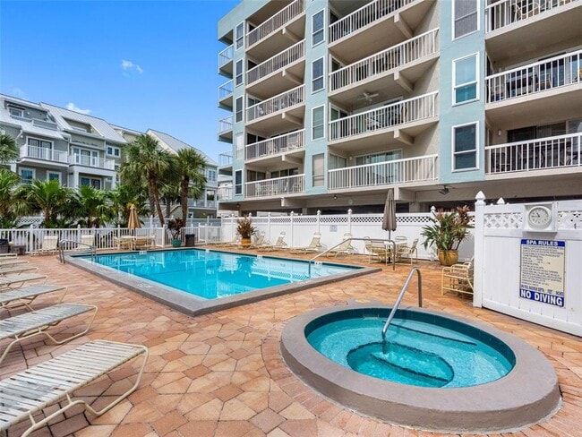 Photo - 19925 Gulf Blvd Unidad 304 Rental