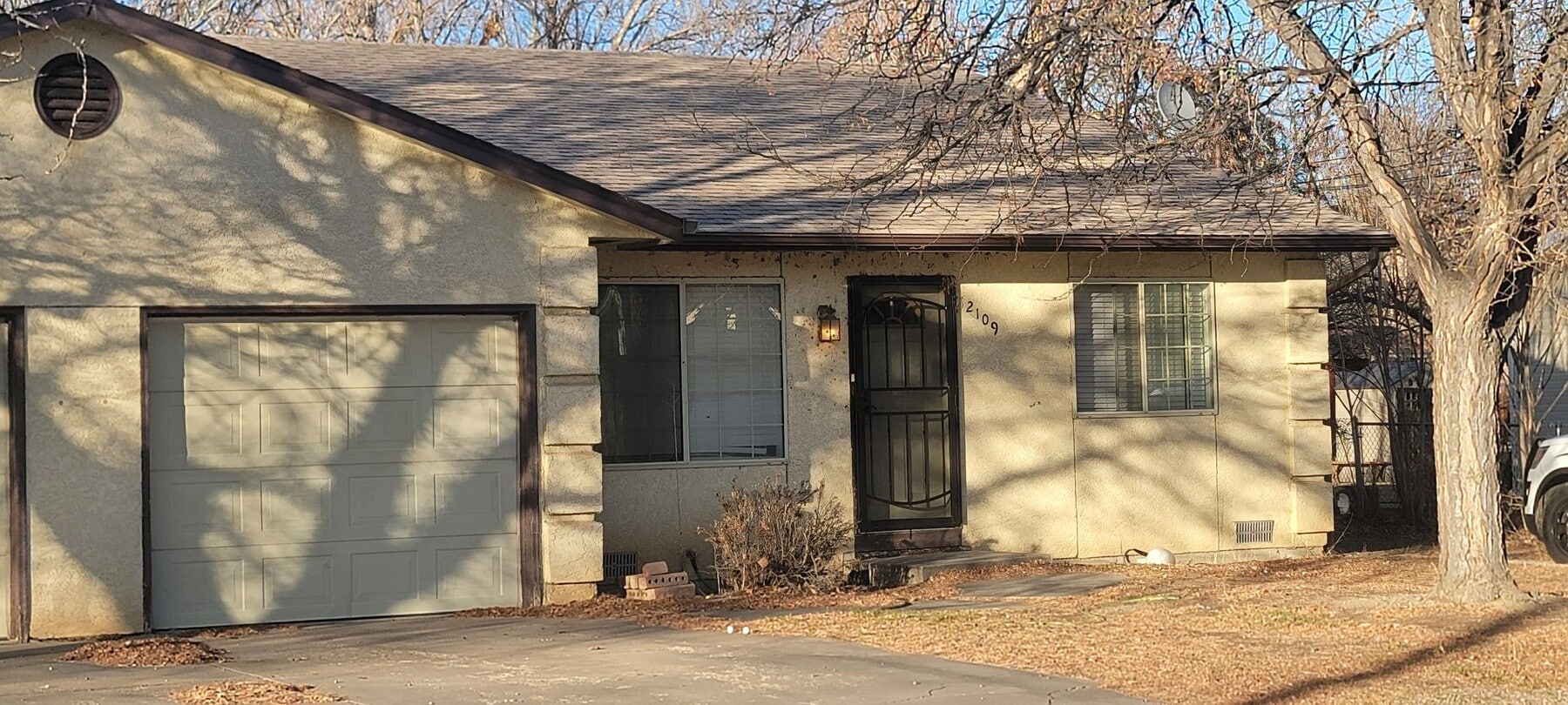 Photo - 2107 Florence Ave Unit 2109
