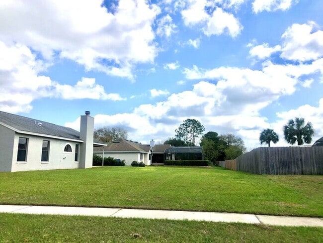Photo - GREAT 3/2 HOME IN OVIEDO STILLWATER SUBDIVISION
