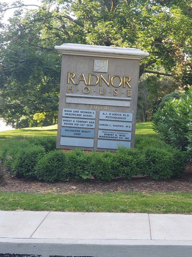 Photo - 1030 E Lancaster Ave Unit 710