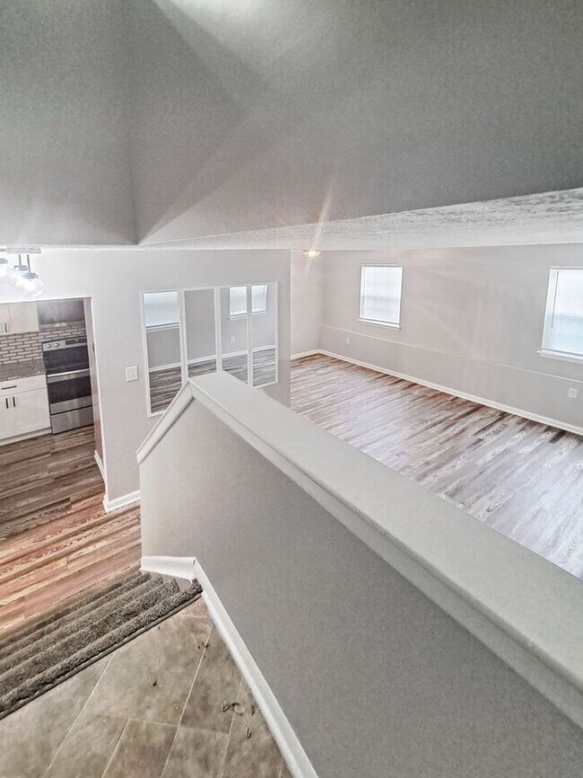 Photo - Gorgeous End Unit 2-Level Townhome in Wald...