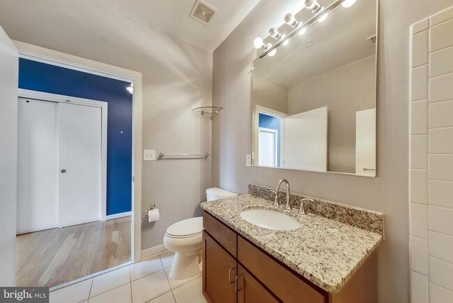 Photo - 1414 Belmont St NW Unidad 408