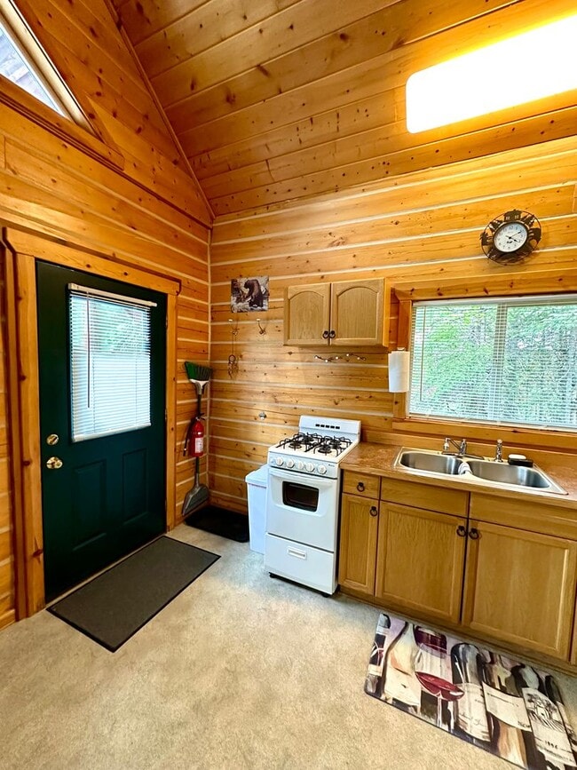 Photo - COZY STERLING CABIN!