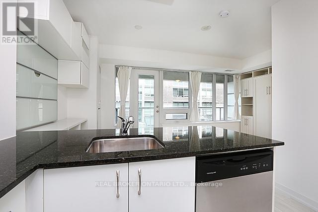 Photo - 55 E Liberty St Unit 208