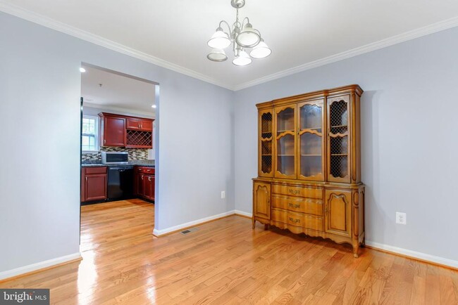 Building Photo - 9909 Millies Manor