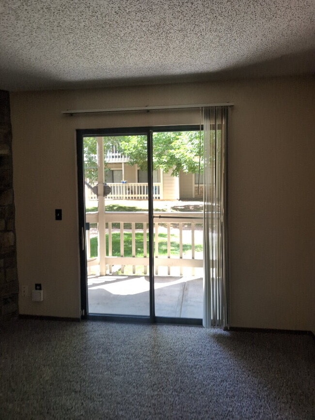 Photo - Charming 2BR/2BA Condo Near Lowry - AVAIL NOW! Unit 9-105