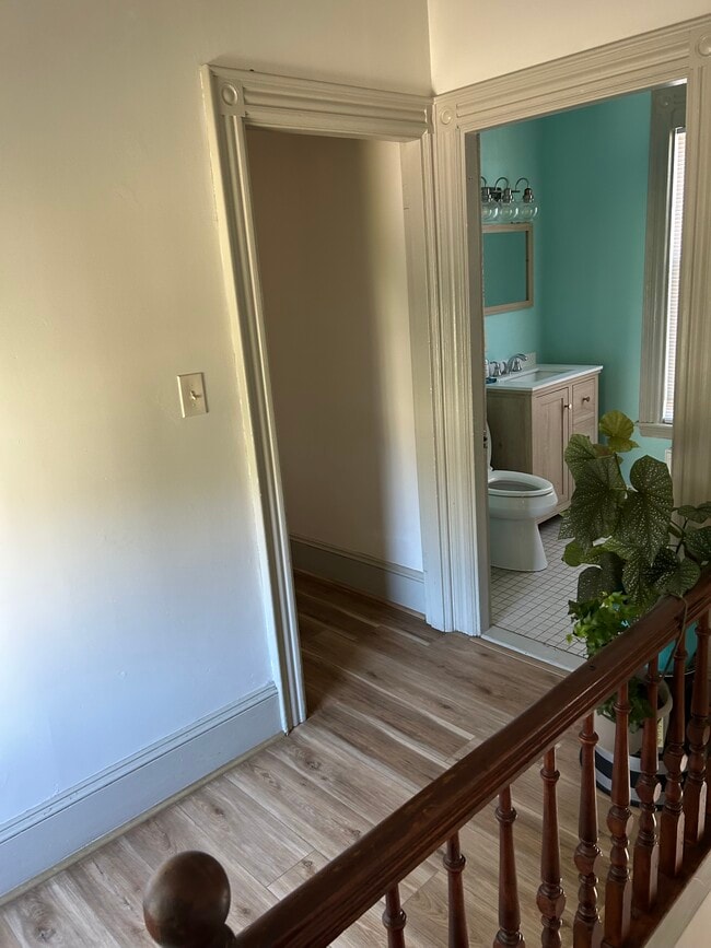 383 Main St Unit 2