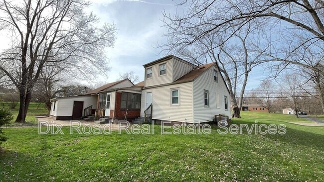 Photo - 1891 Stahlheber Rd