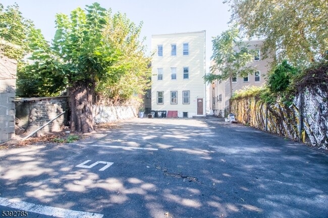 Photo - 93 21st St Unit 3