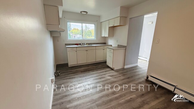 Photo - 101 Berry St Unit 1