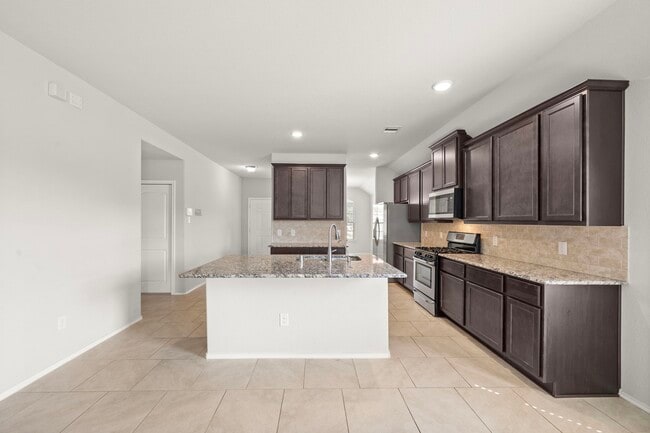 Building Photo - 23703 Giardini Dr