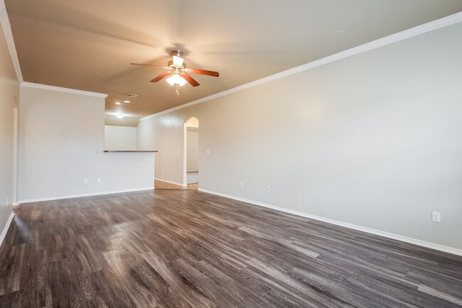 Photo - 9612 Evie Dr