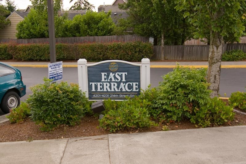Photo - East Terrace Apartments