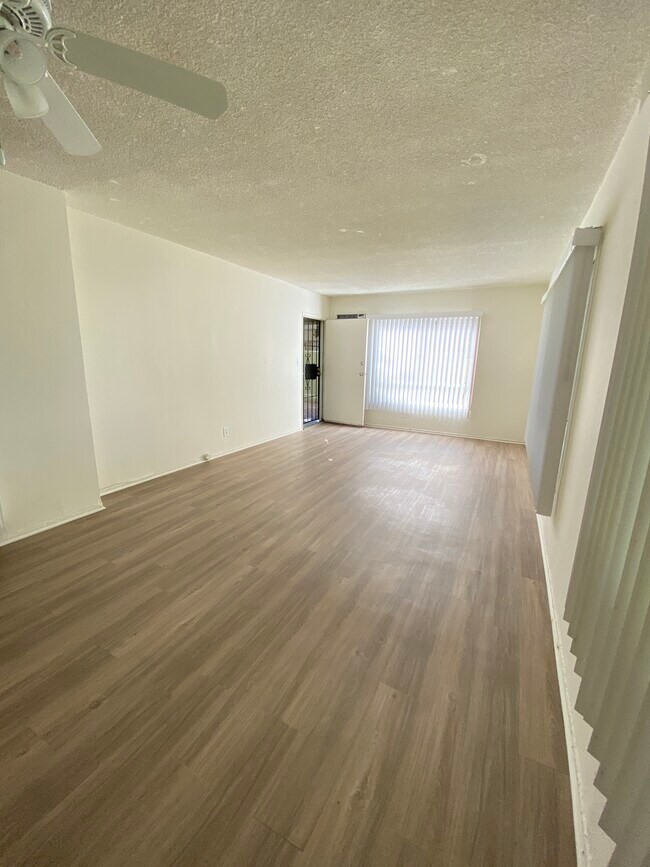 Photo - 7244 Ensign Ave Unit 1