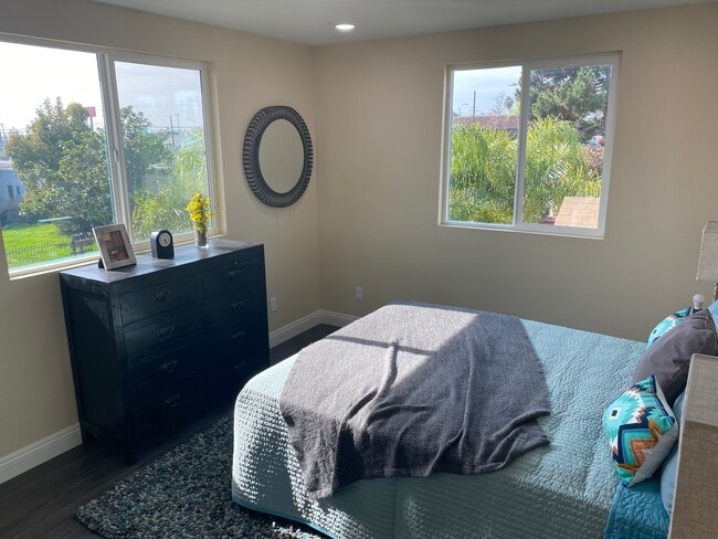 Photo - 3525 Percy St Unidad 3525