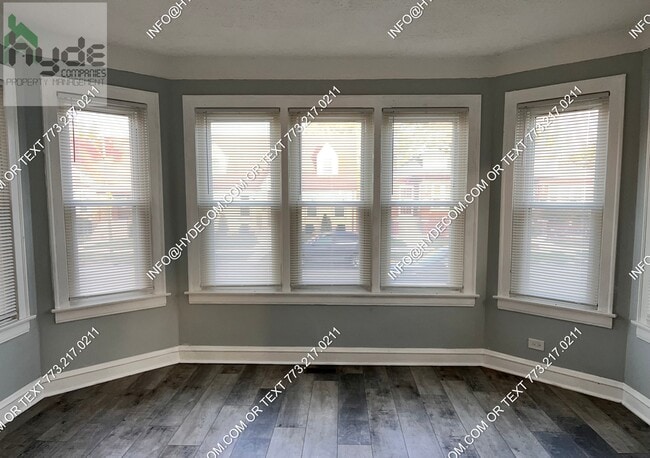 Photo - 8728 S Honore St