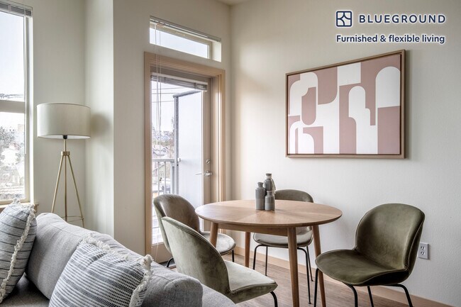 Photo - 3920 Stone Way N Unit FL4-ID561