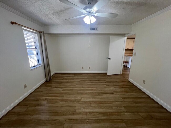 Photo - 6620 Willow Pointe Dr NW