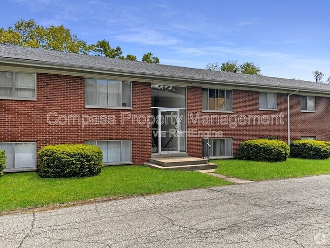 Building Photo - 2839 S Burdick St Rental