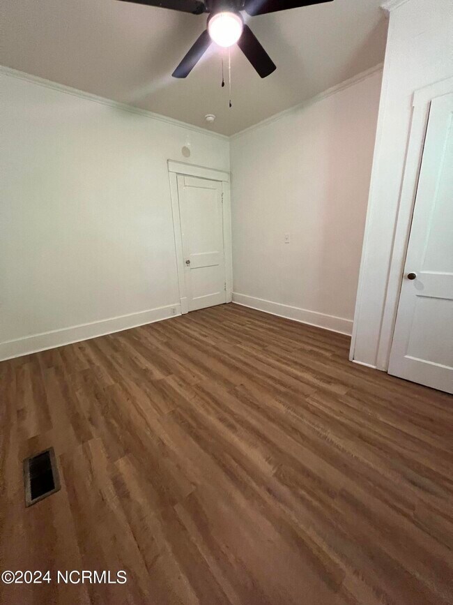 Photo - 336 Kenwood Ave