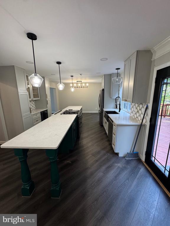 Photo - 8834 Chiswick Ct