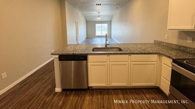 Photo - 2120 N Jayton Ave