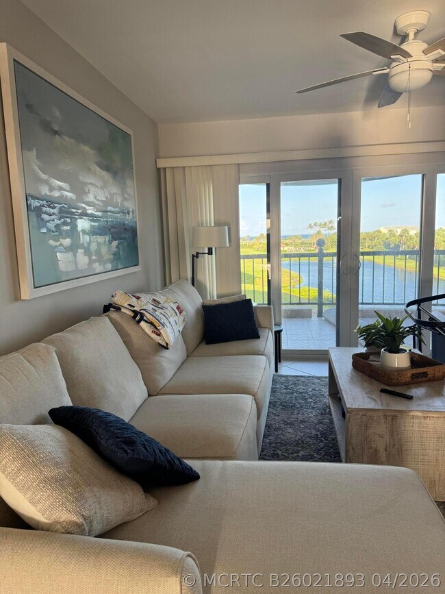 401 Ocean Bluffs Blvd Unit 303