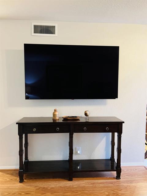 Photo - 4008 Aguila St Unidad D