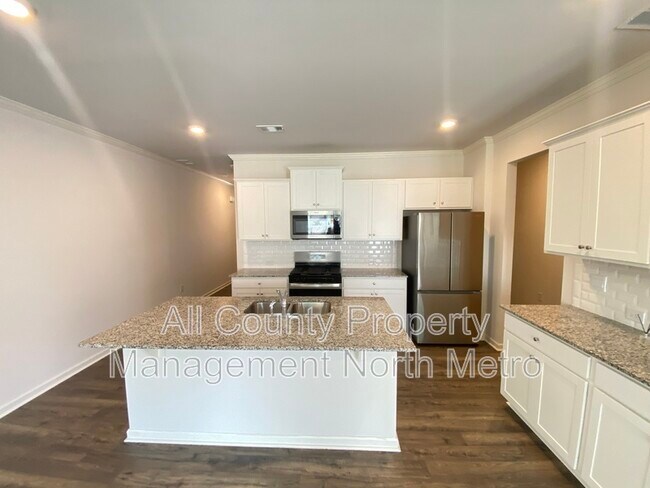 Photo - 2715 Poppy Ct
