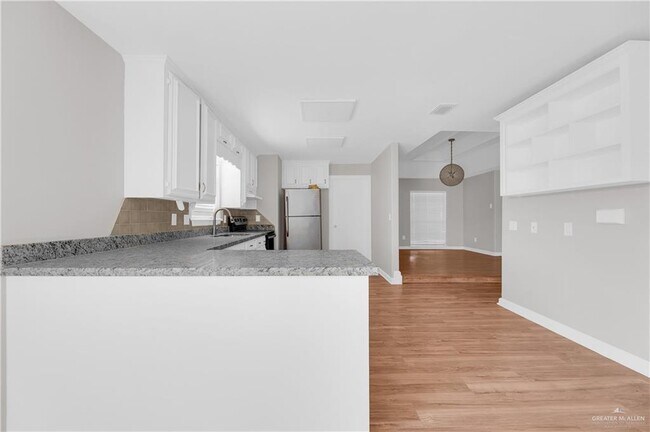 Photo - 19 N 30th St