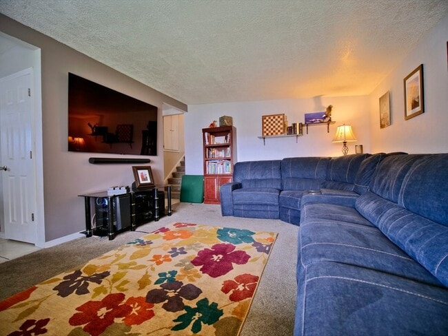 Photo - 3292 S 4400 W