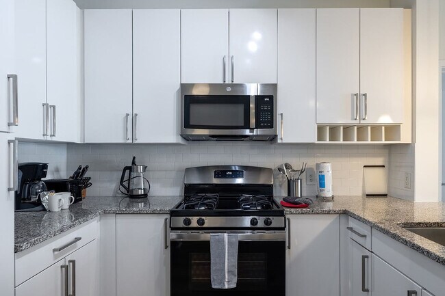 Photo - 75 Tresser Blvd Apartamento Unidad FL2-ID1282211P