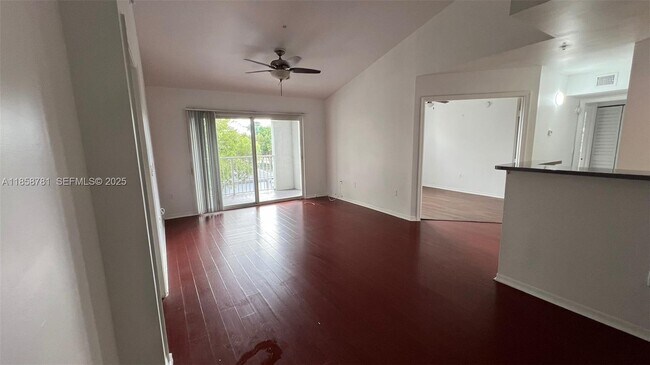 Photo - 711 SW 111th Way Unit 301-7