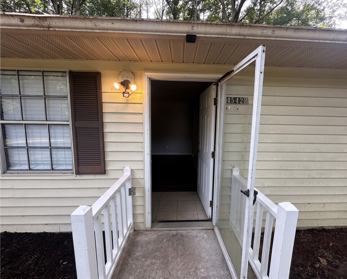Photo - 4542 Candlestick Ln