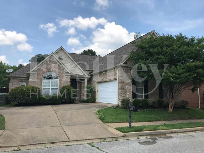 Photo - 995 Nesting Wood Cir W Casa