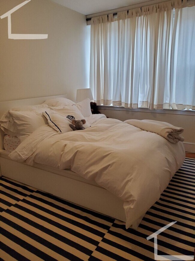 Photo - Coolidge Corners finest.......