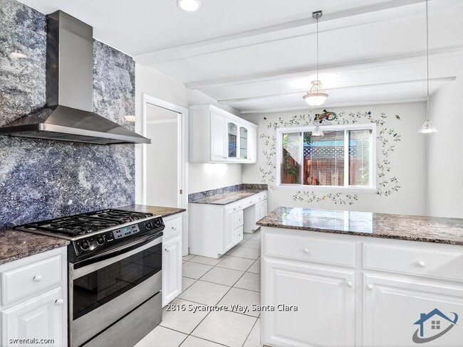 Photo - 2816 Sycamore Way