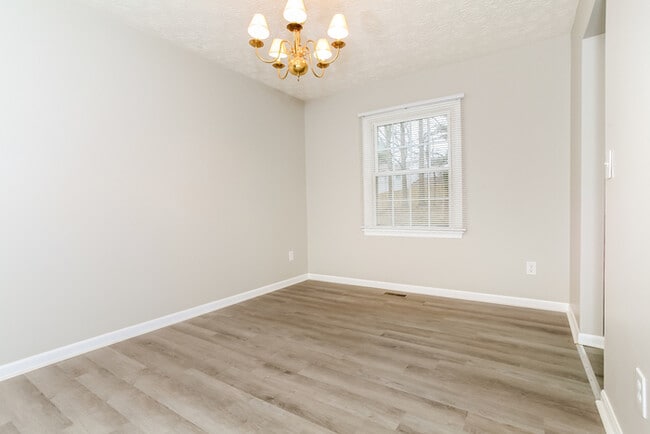 Photo - 4980 Riverwatch Dr