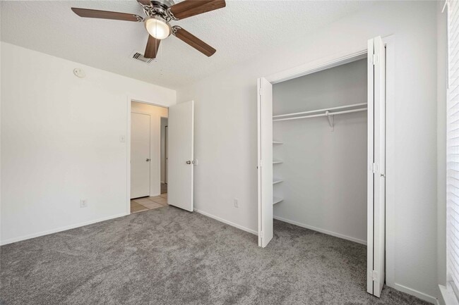 Building Photo - 1131 Rock Canyon Dr